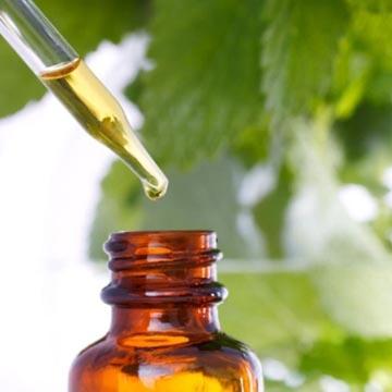 tincture 11e99b68 d394 404e 8f36 f46a1c746b50 - Why is American CBD better?